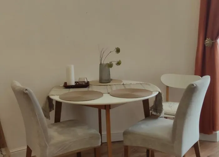 в центре возле соборной площади