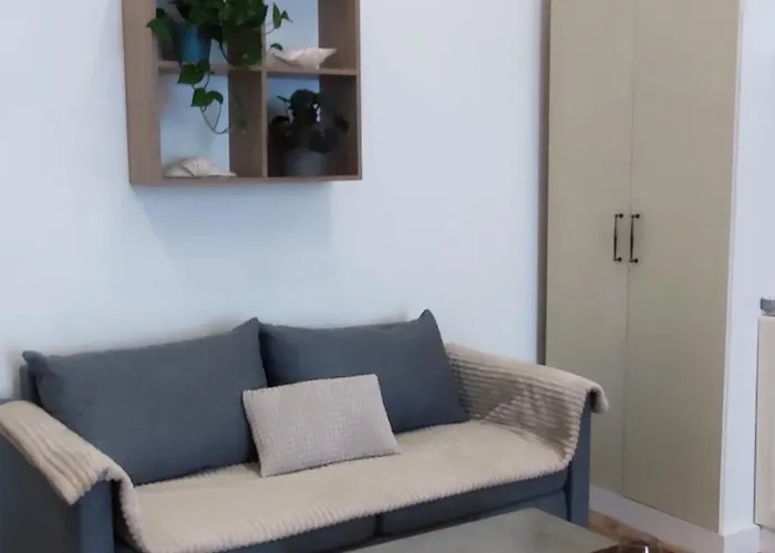 в центре возле соборной площади * Odessa