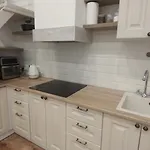 в центре возле соборной площади * Odesa